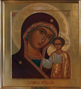 Казанская икона Божией Матери, подаренная храму Святейшим Патриархом Алексием II